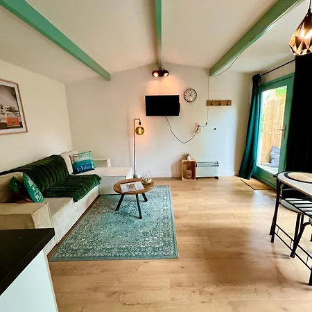 Cozy With Jacuzzi & Private Garden Near Amsterdam