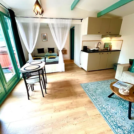 Holiday home Cozy With Jacuzzi & Private Garden Near Amsterdam