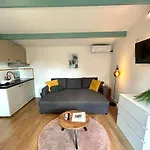 Casa vacanze Cozy Comfortable House With Jacuzzi & Private Garden Near Amsterdam
