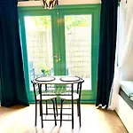 Cozy Comfortable House With Jacuzzi & Private Garden Near Amsterdam Vijfhuizen