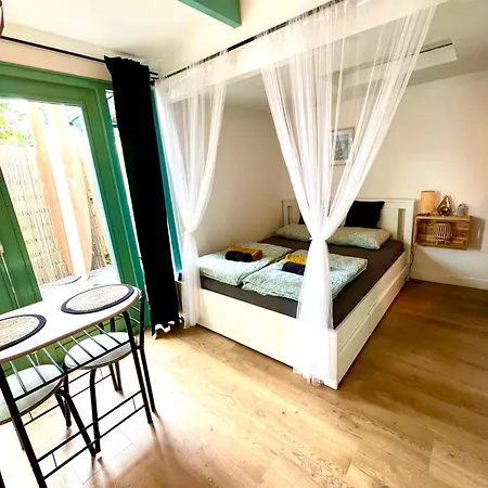 Cozy With Jacuzzi & Private Garden Near Amsterdam Ferienhaus Vijfhuizen