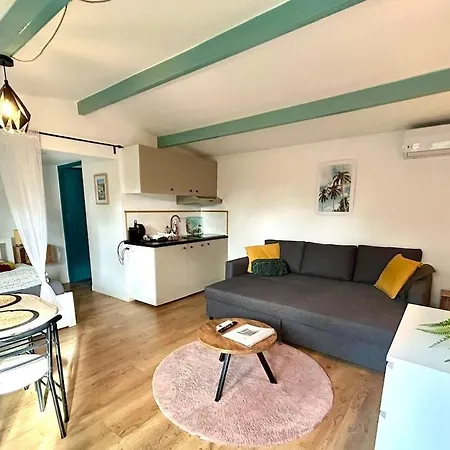 Cozy House With Private Jacuzzi & Garden Between Amsterdam Haarlem And Schiphol Airport Hébergement de vacances