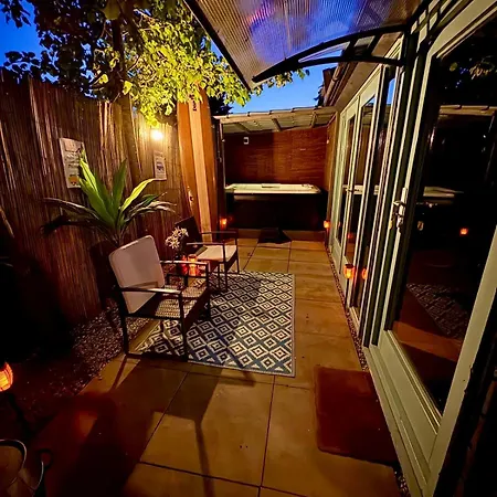 Cozy House With Private Jacuzzi & Garden Between Amsterdam Haarlem And Schiphol Airport 펜션 Vijfhuizen