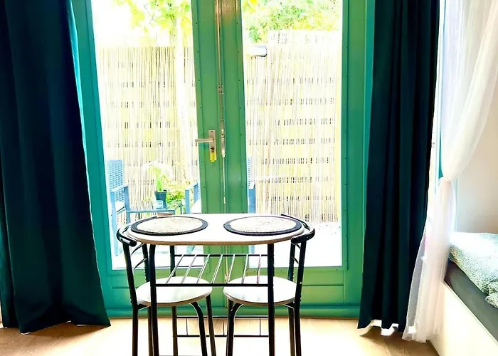 Cozy Comfortable House With Jacuzzi & Private Garden Near Amsterdam Vijfhuizen