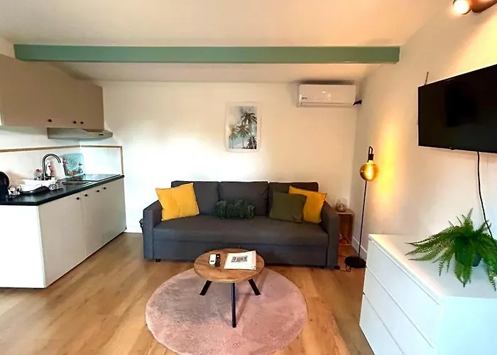 Caribbean Style House With Jacuzzi&private Garden Near Amsterdam Vijfhuizen