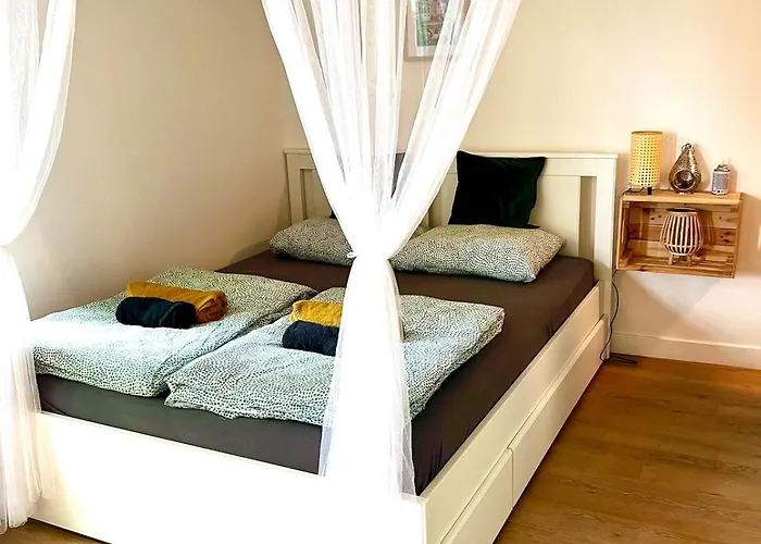 Caribbean Style House With Jacuzzi&private Garden Near Amsterdam *