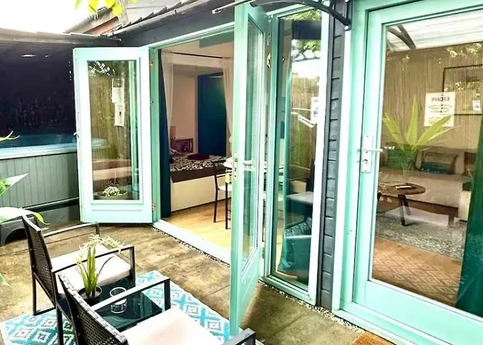 Caribbean Style House With Jacuzzi&private Garden Near Amsterdam